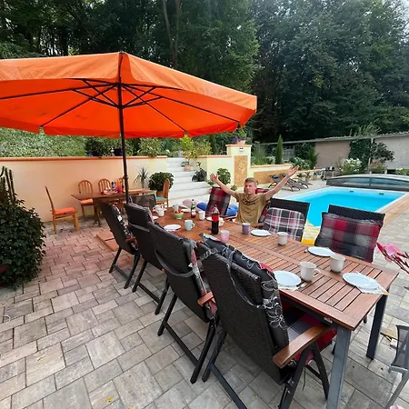 Nyaraló Mit Pool Im Seusslitzer Grund