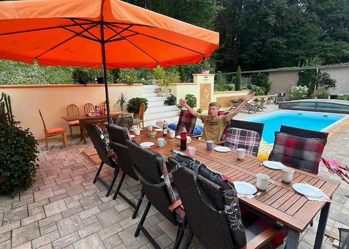 Feriehus Mit Pool Im Seusslitzer Grund