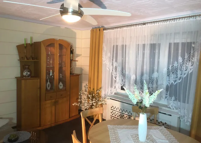 Mit Pool Im Seusslitzer Grund Feriehus