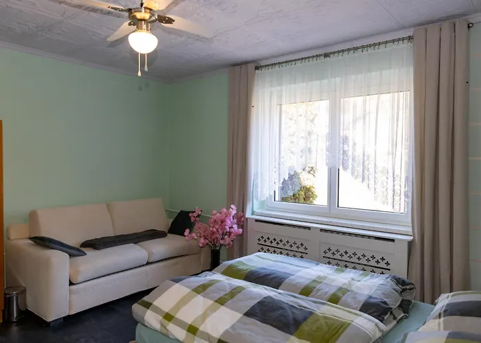 Mit Pool Im Seusslitzer Grund * Diesbar-Seusslitz