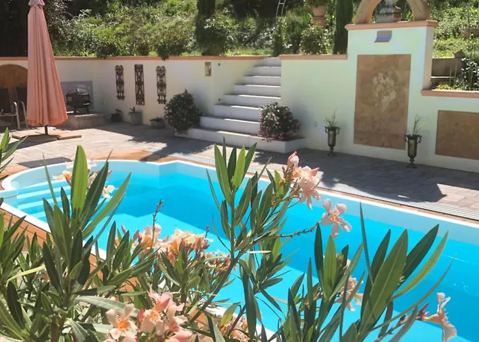 Mit Pool Im Seusslitzer Grund *